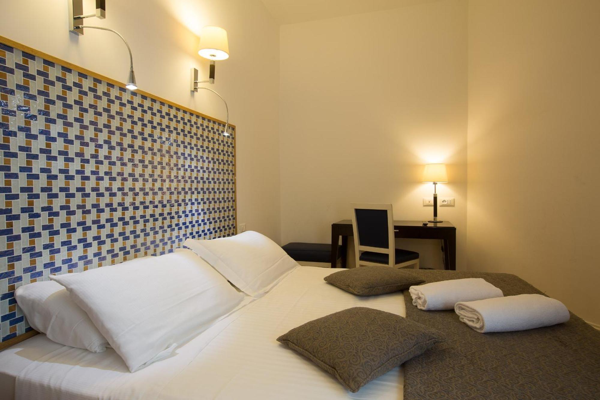 Floris Hotel Roma Cameră foto